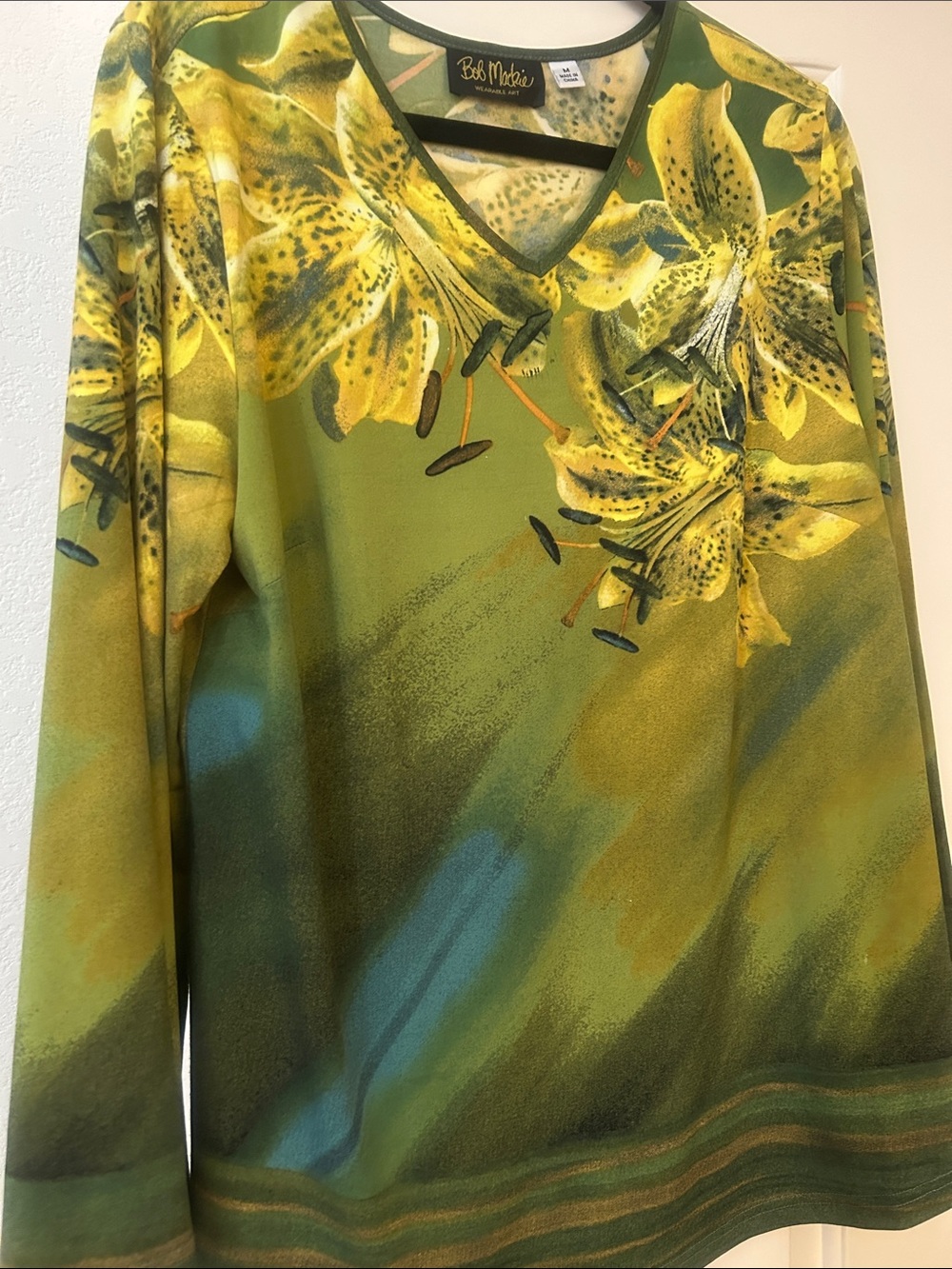 Bob Mackie Green & Yellow Floral V-Neck Long Sleeve Top